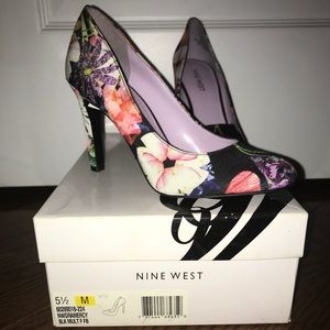 Nine West floral pumps